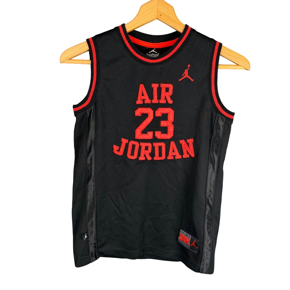Jordan Air 23 Basketball Jersey Youth Medium Black Red Mesh Sleeveless Shirt